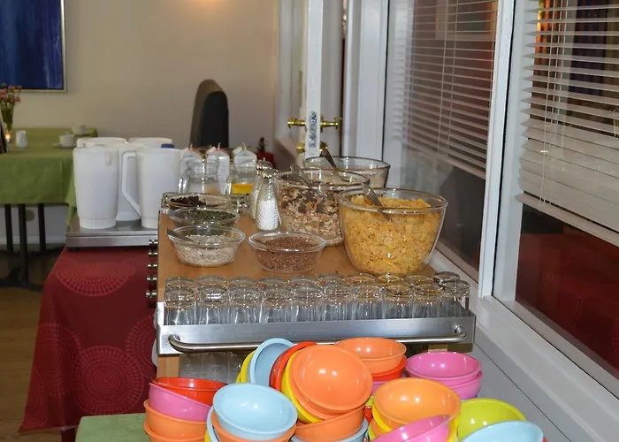 Hotell E4 2*